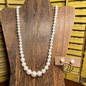 Classic Vintage Graduated Faux Pearl Necklace and Earring Set